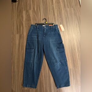 Sofia by Sofia Vergara Blue Barrel Jeans size 6-NWT